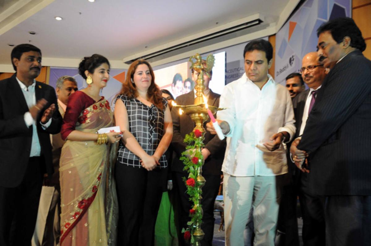 TS govt keen to promote pharma industry: KTR